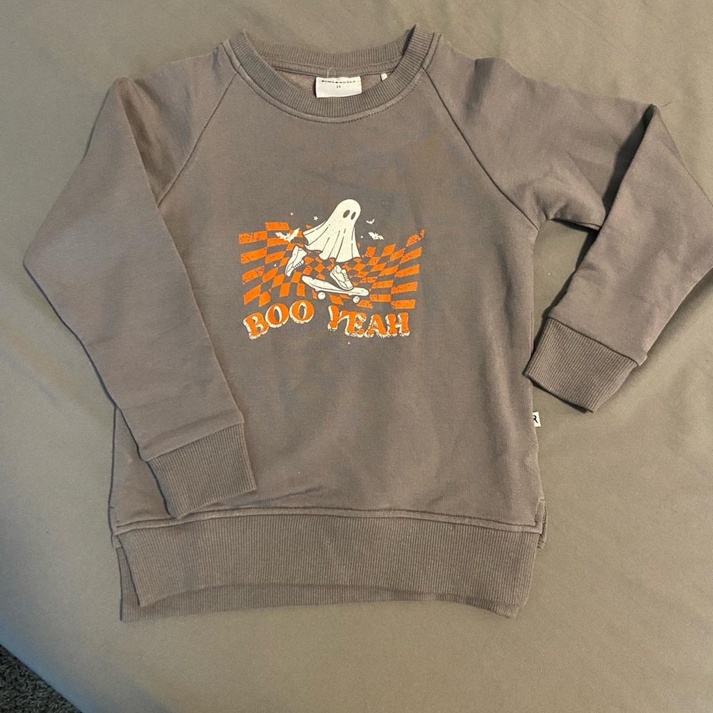 NWOT Bums & Roses ‘Boo Yeah’ Crew Neck Sweatshirt